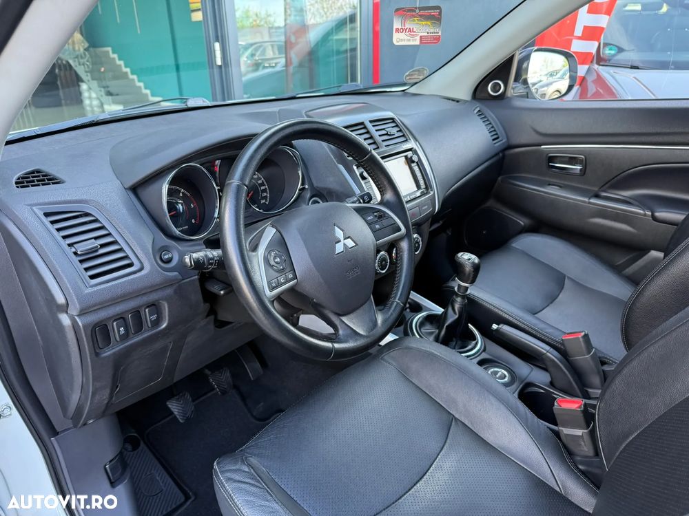 Mitsubishi ASX 1.8 DID 4WD Instyle U06 - 15