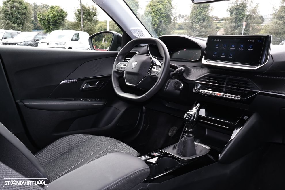 Peugeot 208 1.2 PureTech Allure - 10