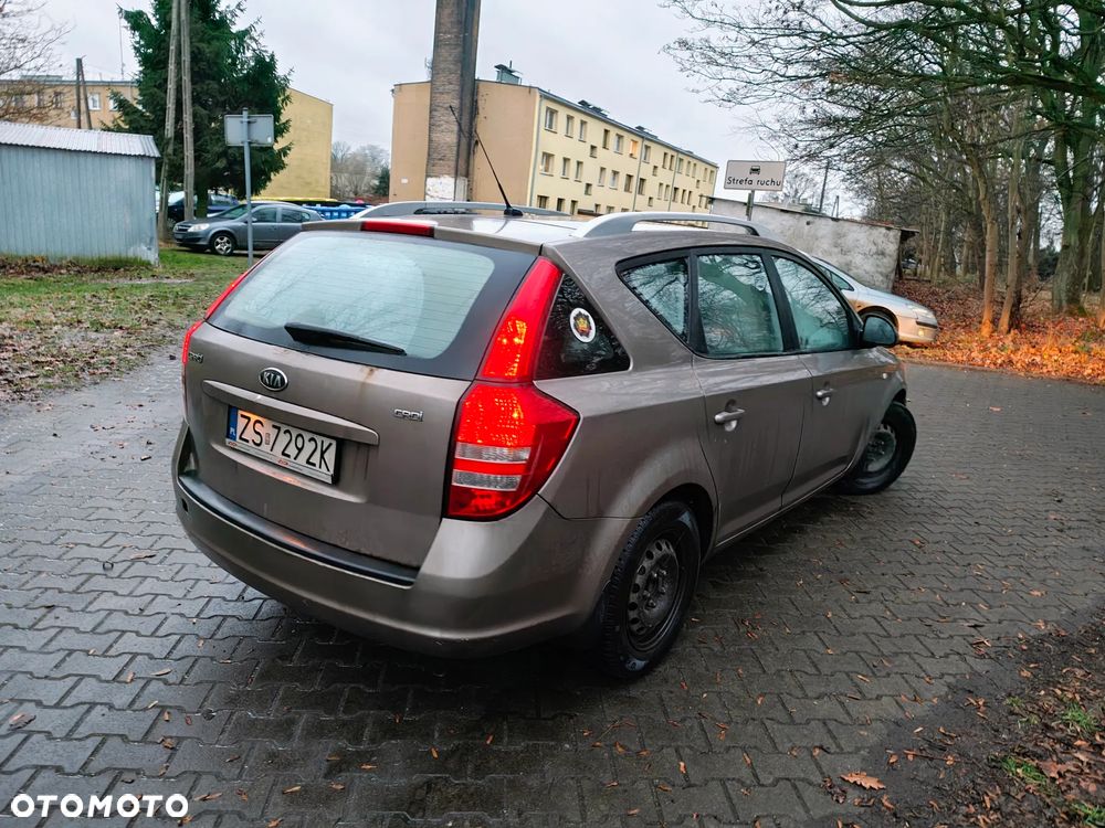 Kia Ceed 1.6 Crdi Comfort - 3