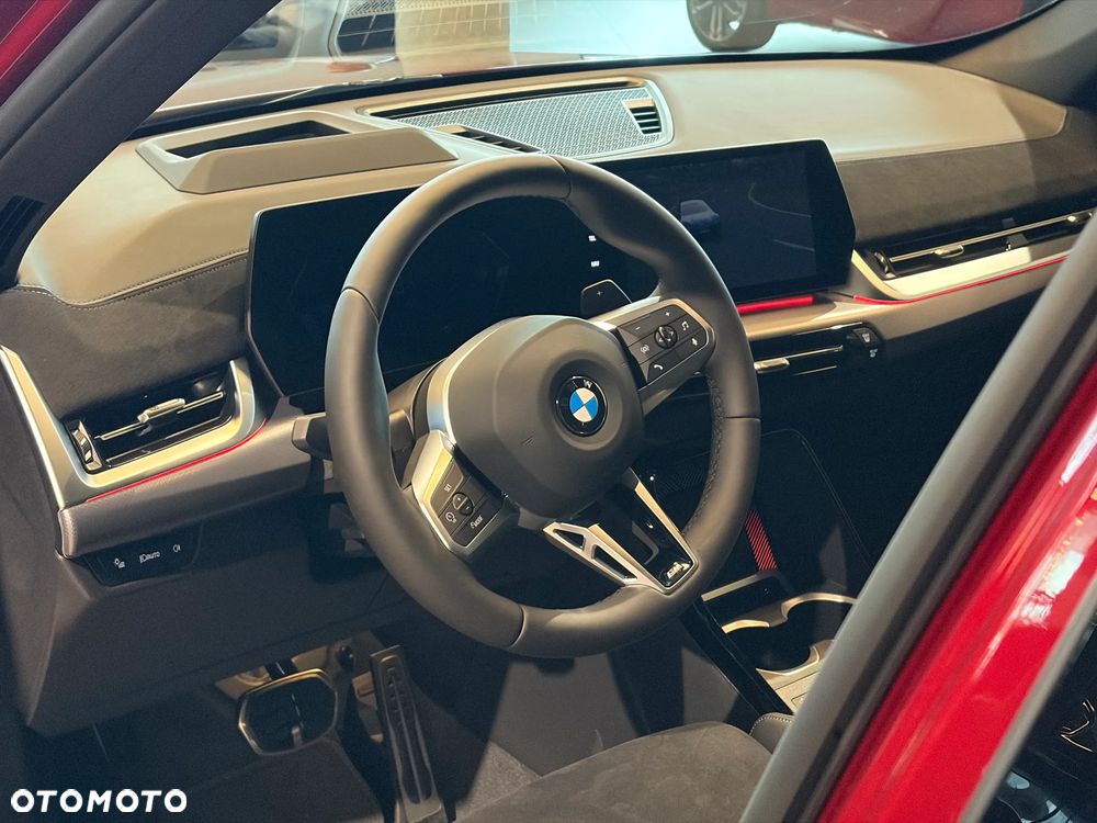 BMW X1 sDrive20i mHEV - 26