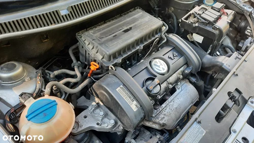 Volkswagen Polo 1.4 16V Trendline - 19