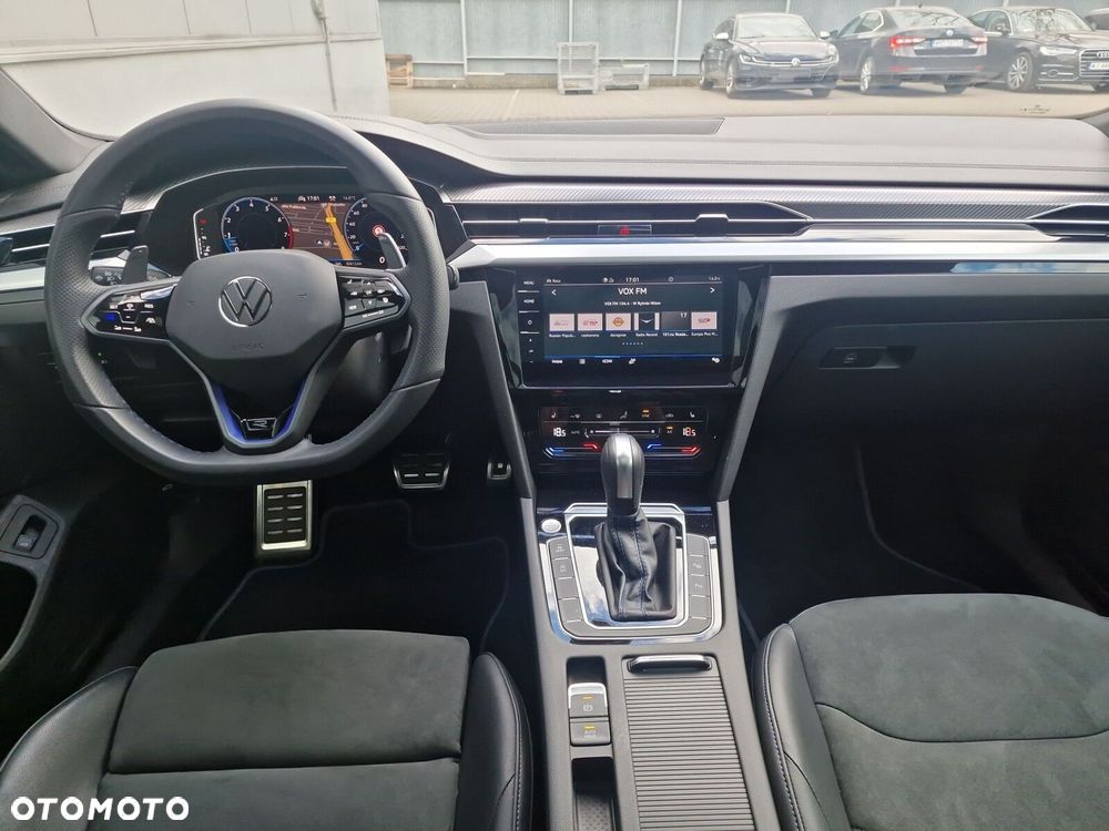 Volkswagen Arteon Shooting Brake 2.0 TSI 4Motion R DSG - 23