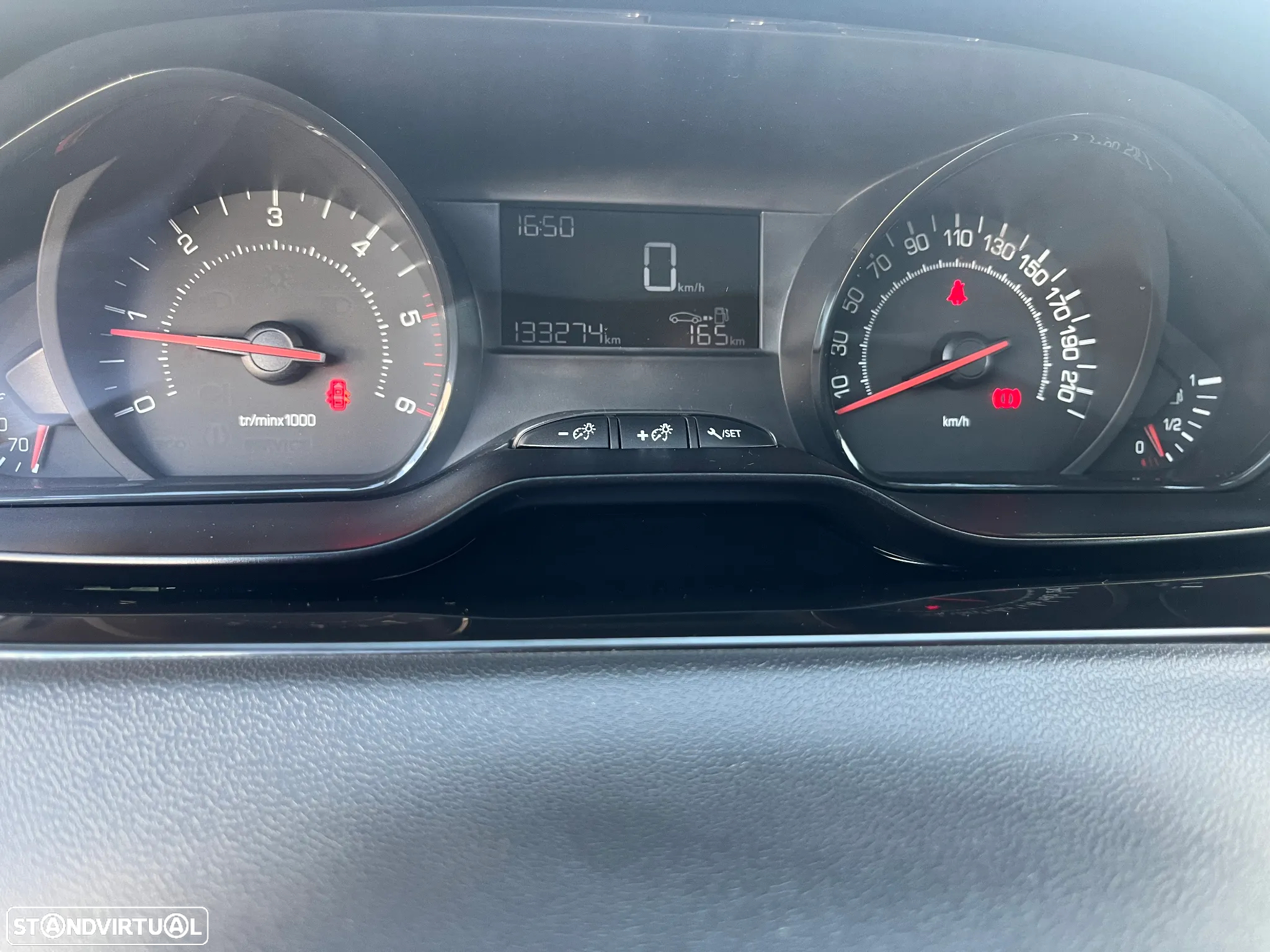 Peugeot 208 1.4 HDi Access - 11