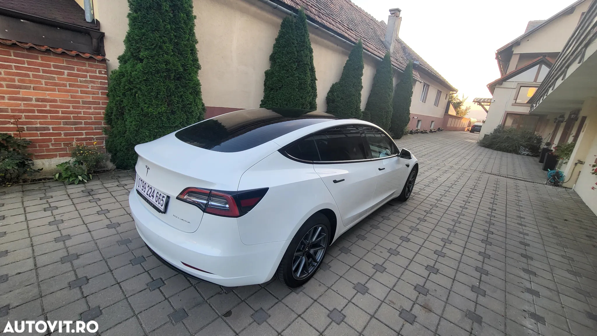Tesla Model 3 Langstreckenbatterie Allradantrieb Dual Motor Performance - 4