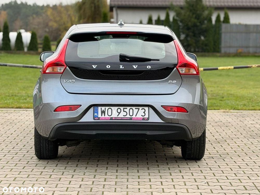 Volvo V40 - 11
