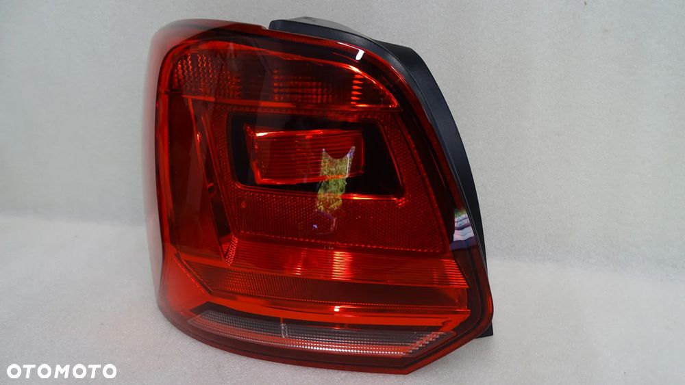 VW POLO 6C0 LIFT - lampa tylna lewa - 3