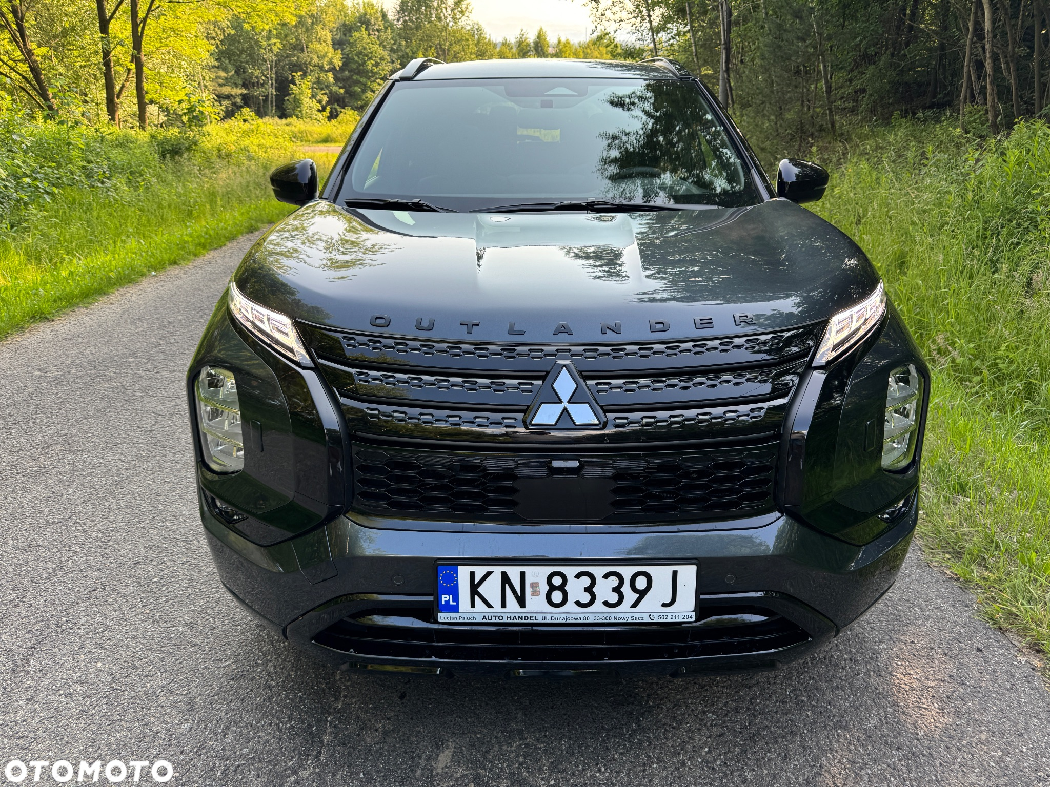 Mitsubishi Outlander 2.4 4WD Plug-In Hybrid - 4