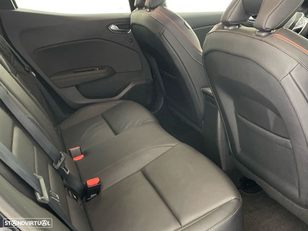 Renault Clio 1.3 TCe Initiale Paris EDC - 24