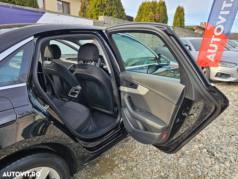 Audi A4 35 TDI S tronic MHEV S Line - 28