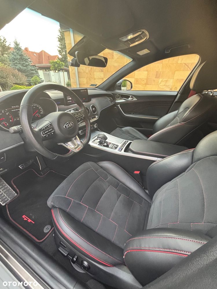 Kia Stinger 3.3 T-GDI V6 GT AWD - 10
