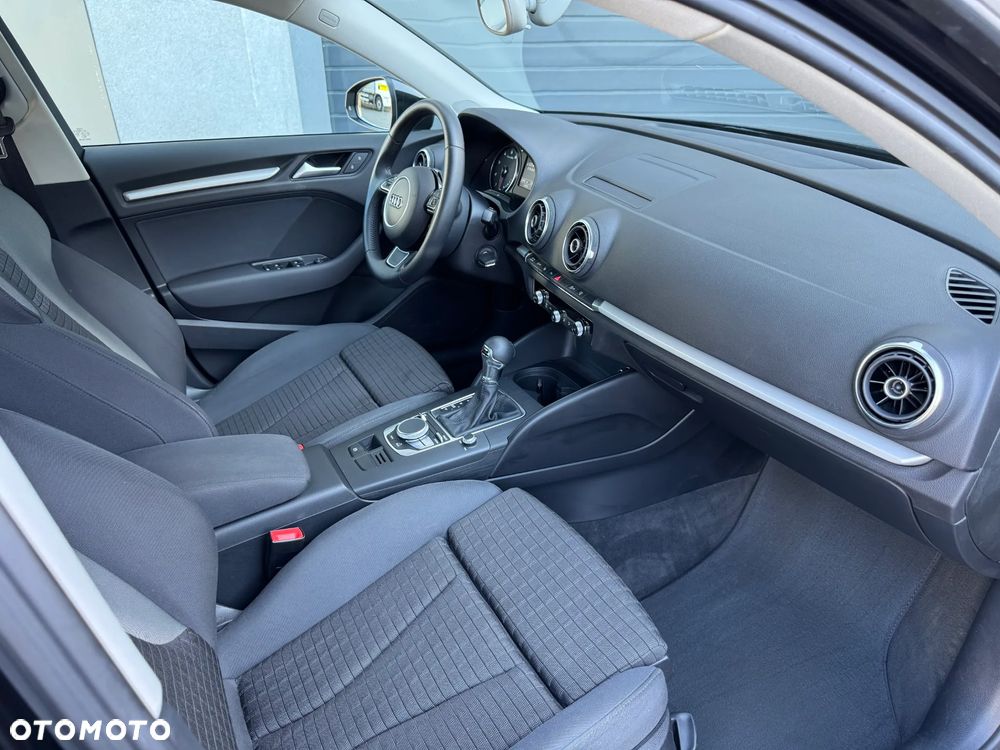 Audi A3 Sportback 1.4 TFSI cylinder on demand S tronic Attraction - 14