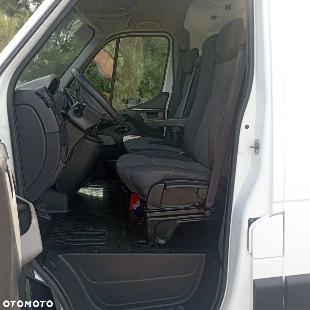 Renault Master - 12