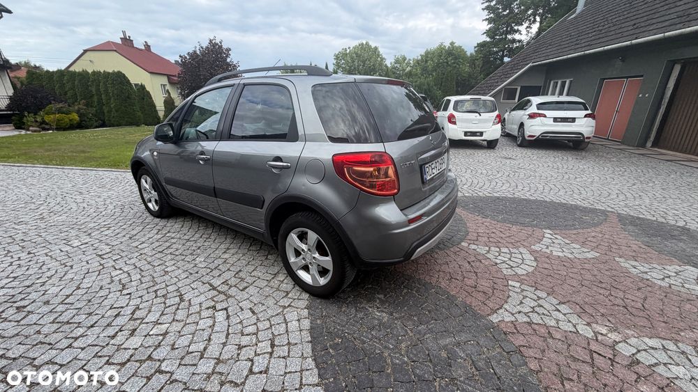 Suzuki SX4 2.0 DDiS 4x4 Style - 3