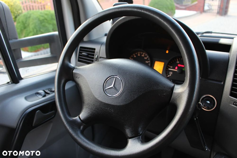 Mercedes-Benz SPRINTER 519 3.0 V6 NISKI PRZEBIEG / AUTOLAWETA / POMOC DROGOWA / POLSKI SALON / - 22