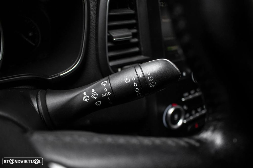 Renault Mégane Sport Tourer ENERGY dCi 110 EDC INTENS - 17