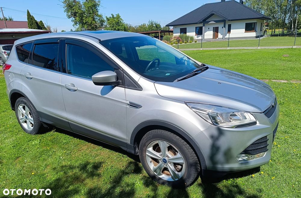Ford Escape 2.0 EcoBoost AWD Titanium - 3