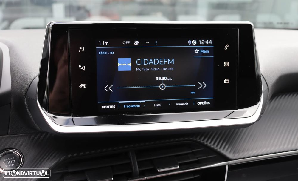 Peugeot 2008 PureTech 130 EAT8 Allure - 18