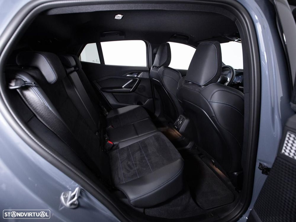 BMW iX2 eDrive20 Pack Desportivo M - 12