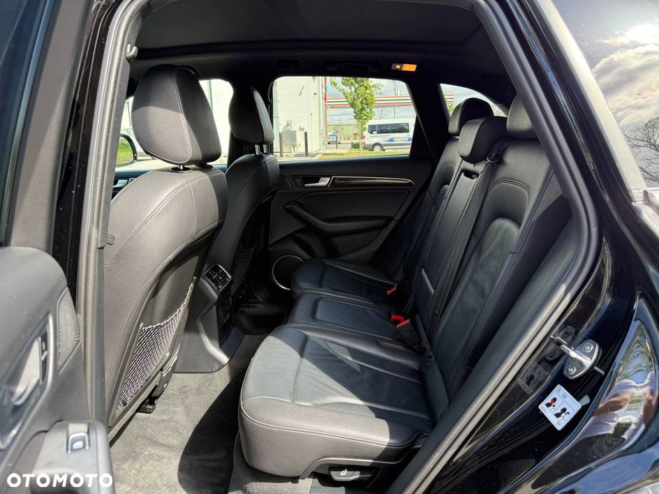 Audi Q5 45 TFSI quattro S tronic design - 13