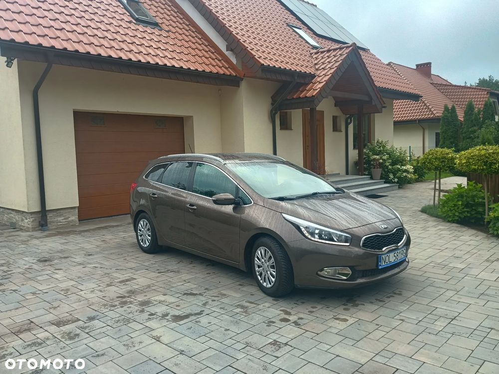 Kia Ceed - 1