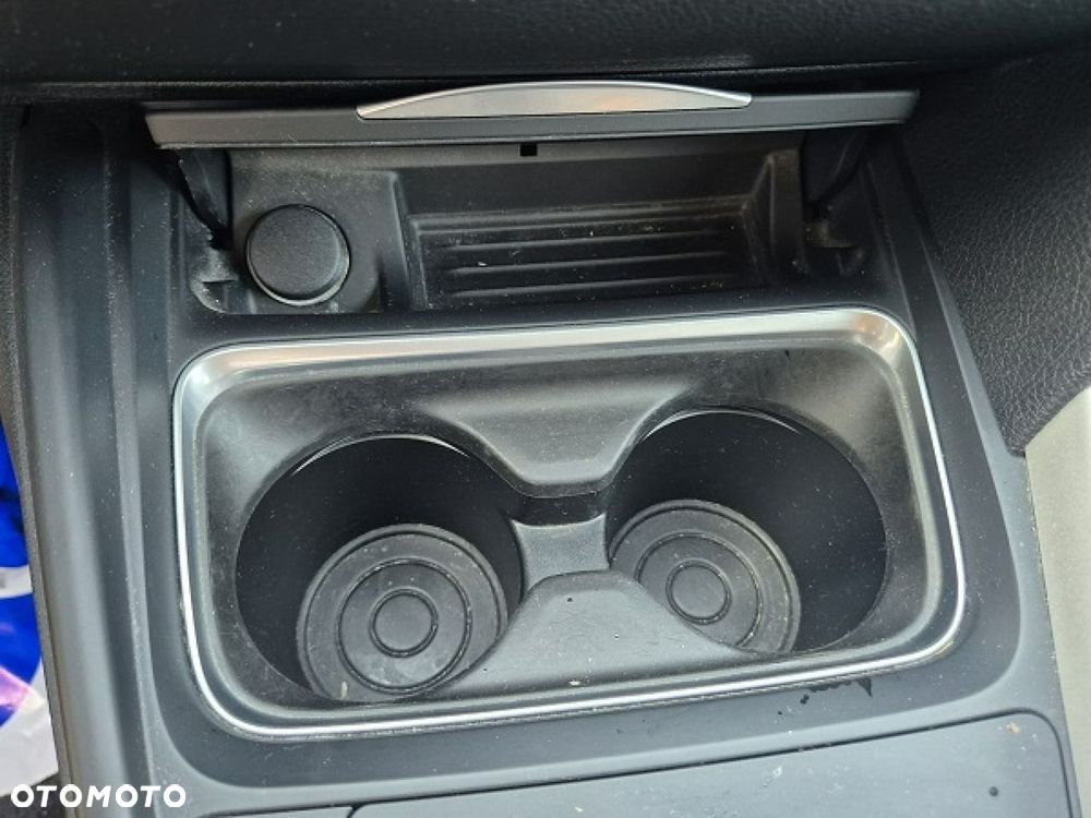 BMW Seria 3 - 35