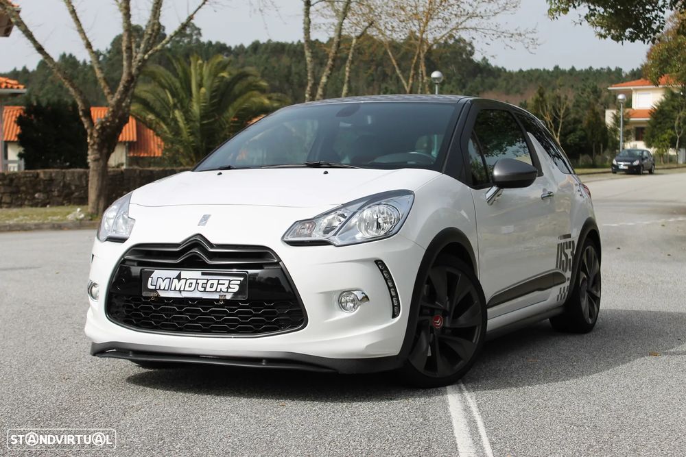 Citroën DS3 1.6 THP Racing - 1
