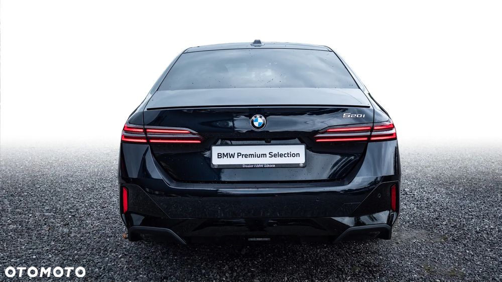 BMW Seria 5 520i - 7