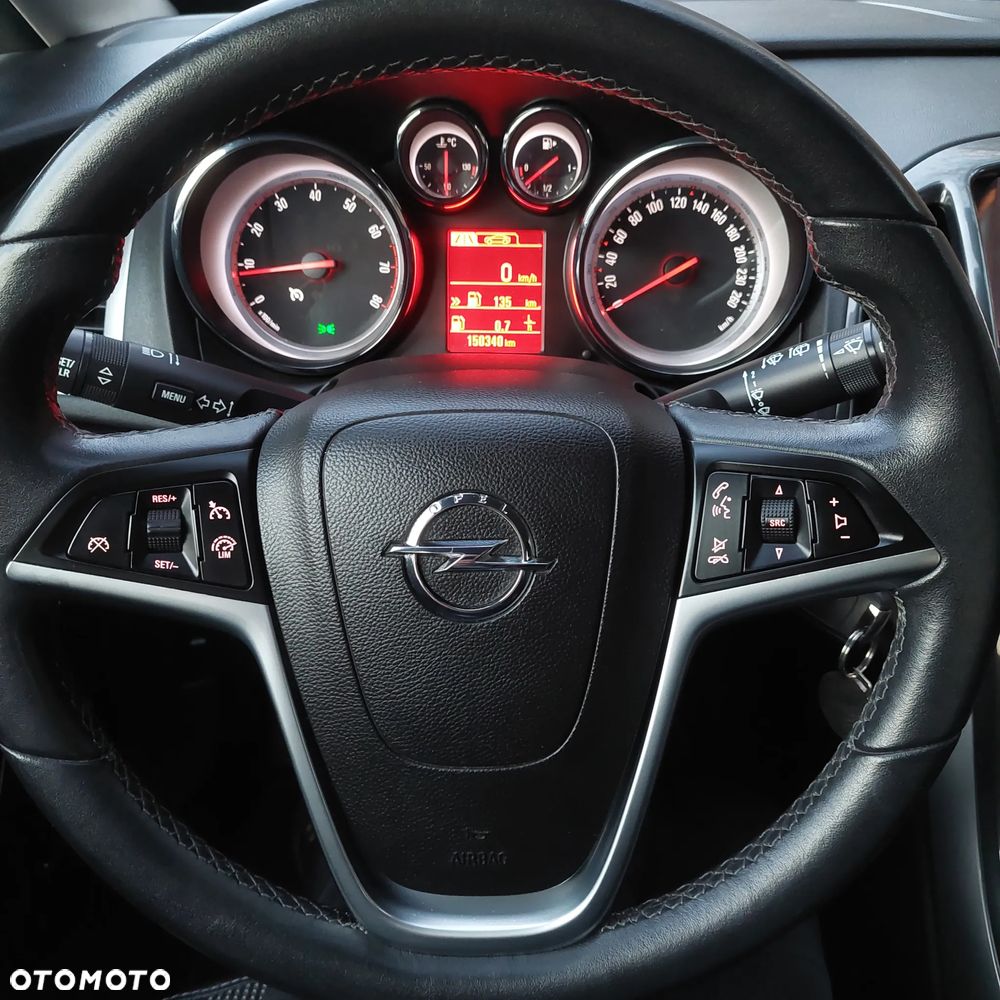 Opel Astra 1.4 Turbo Cosmo - 10