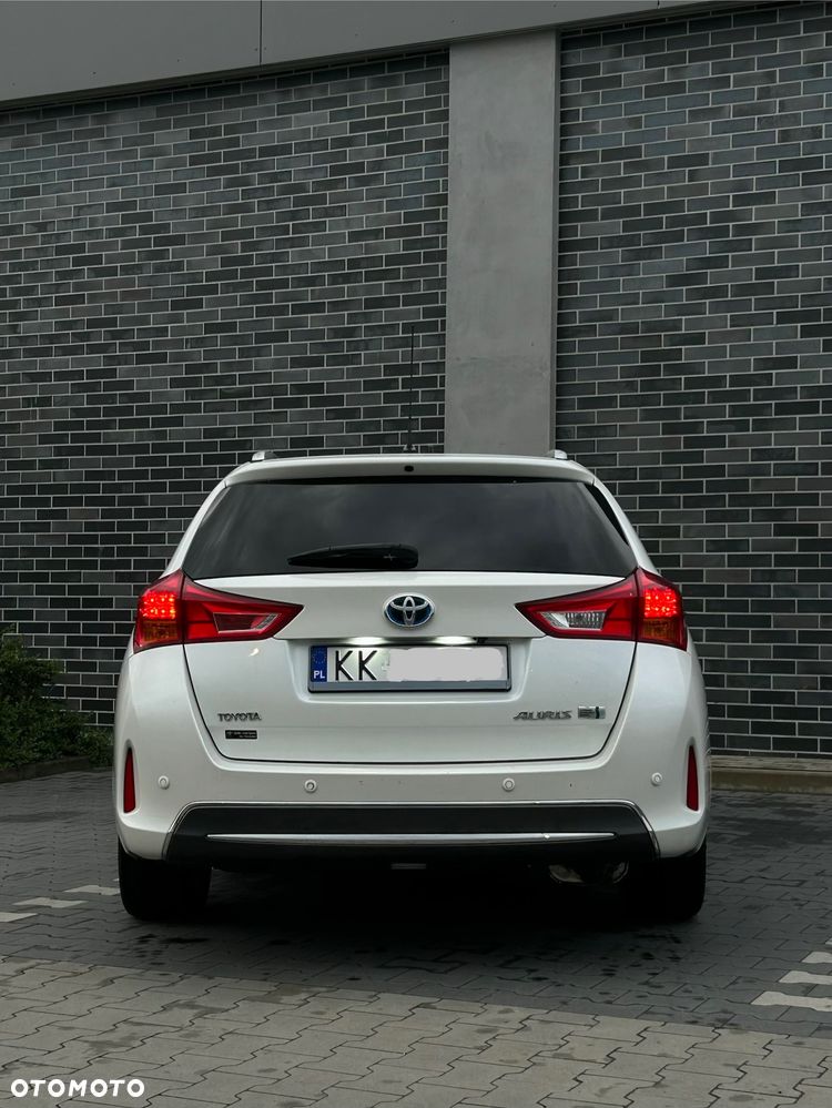 Toyota Auris Hybrid 135 Prestige - 7