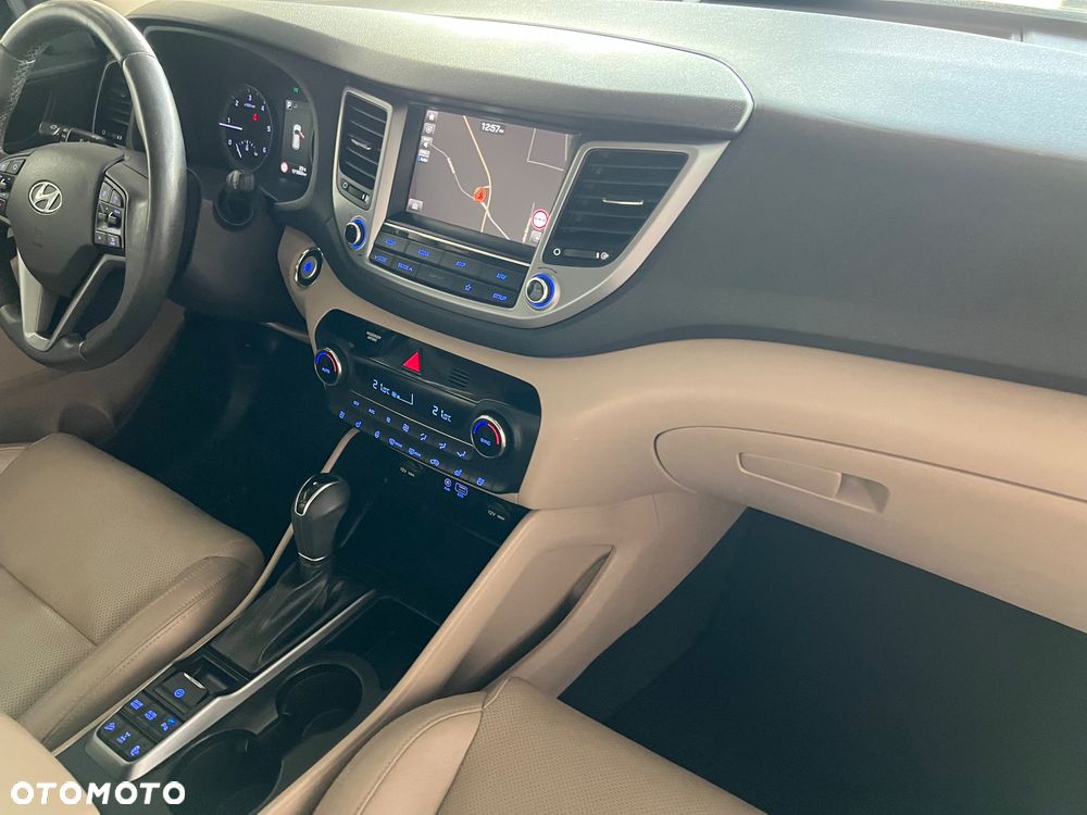 Hyundai Tucson - 37