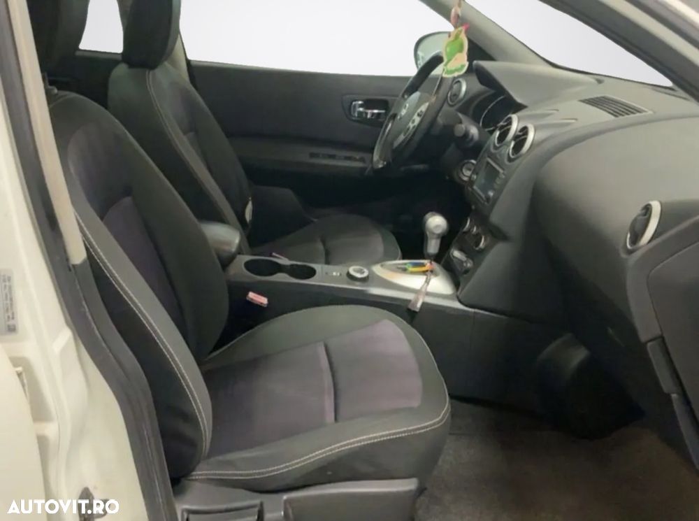 Nissan Qashqai 2.0 dCi DPF 4x4 Aut I-Way - 7