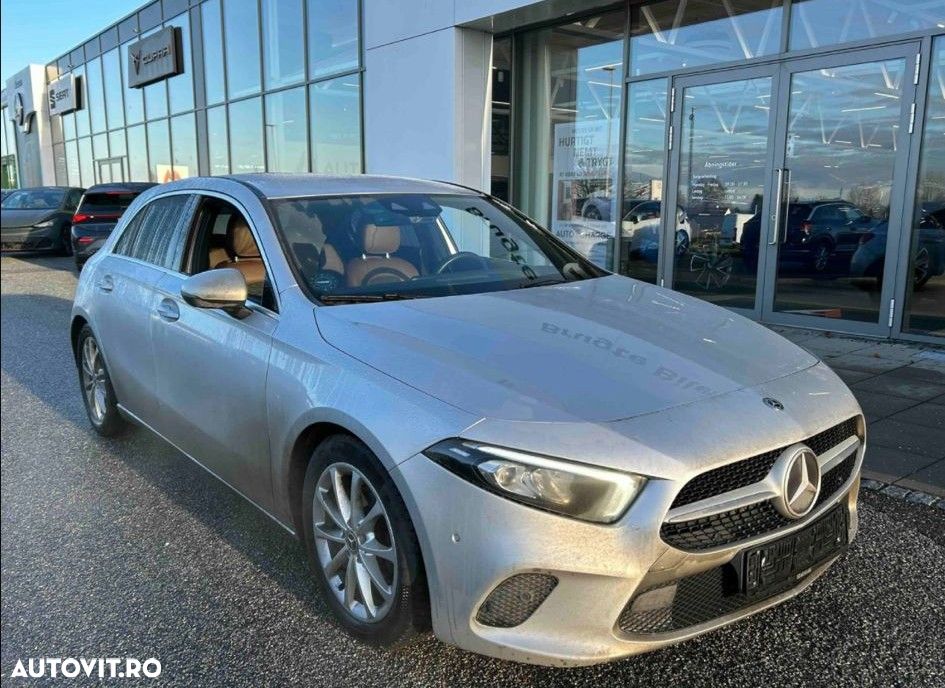 Mercedes-Benz A 180 d 7G-DCT - 2