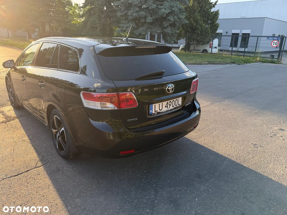 Toyota Avensis 2.2 D-4D Sol Plus - 9
