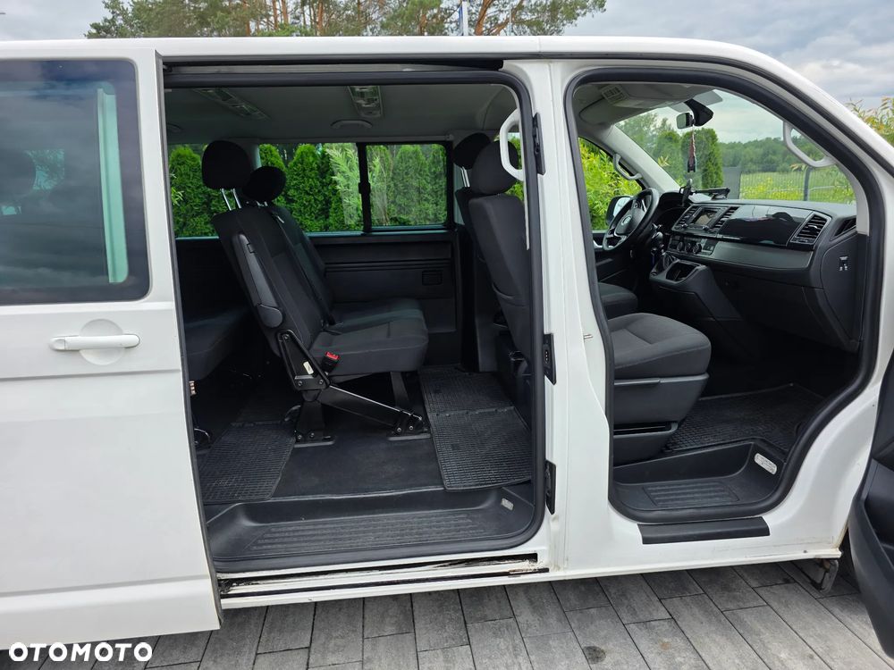 Volkswagen Caravelle - 5