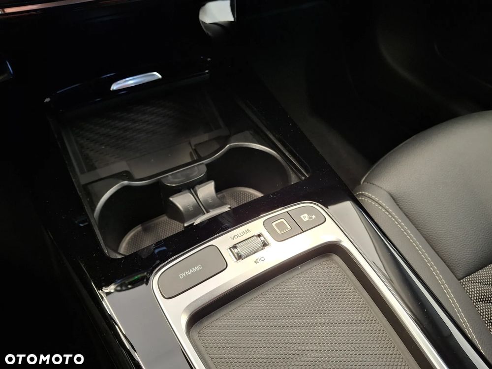 Mercedes-Benz CLA 180 mHEV Progressive 7G-DCT - 20