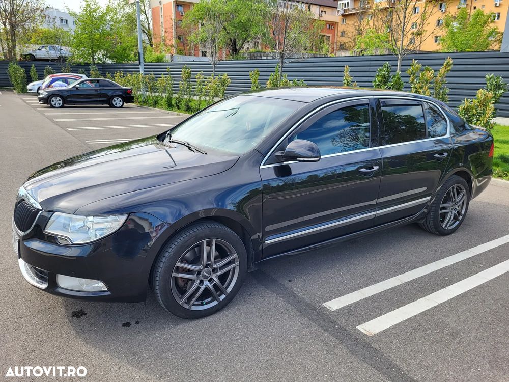 Skoda Superb 2.0 TDI DSG Elegance - 3