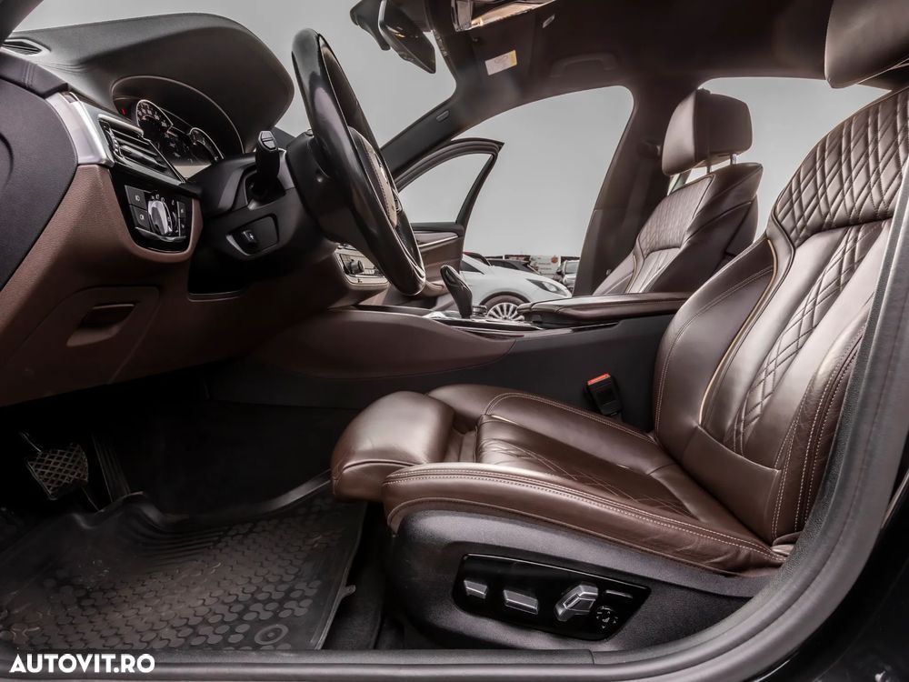 BMW Seria 5 520d Aut. Luxury Line - 23