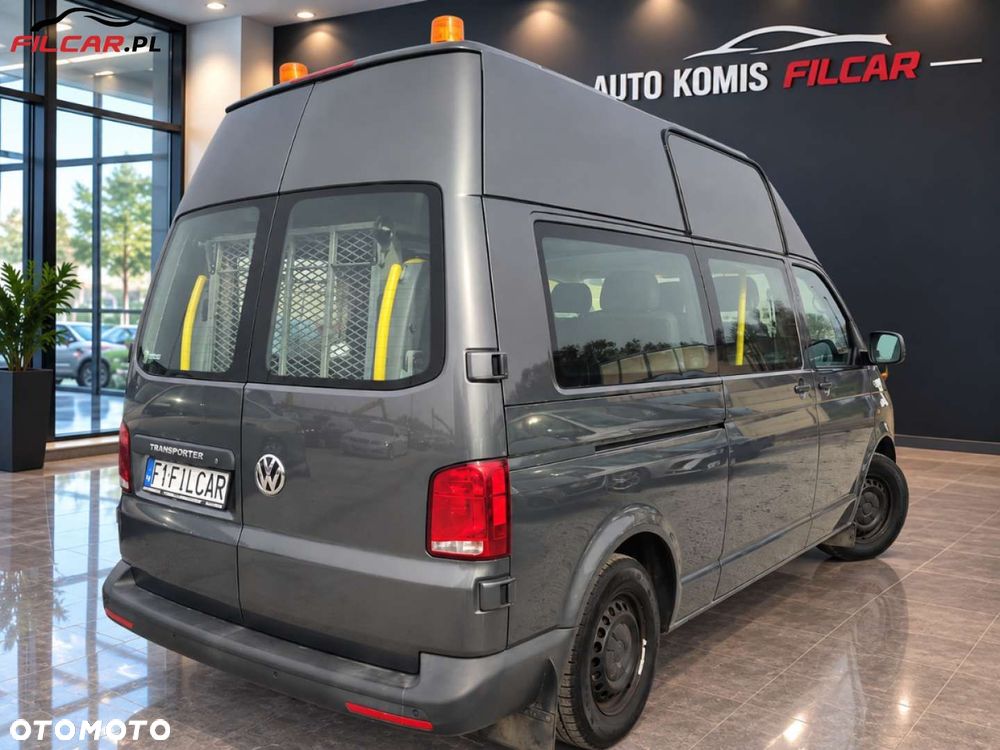 Volkswagen Transporter - 4