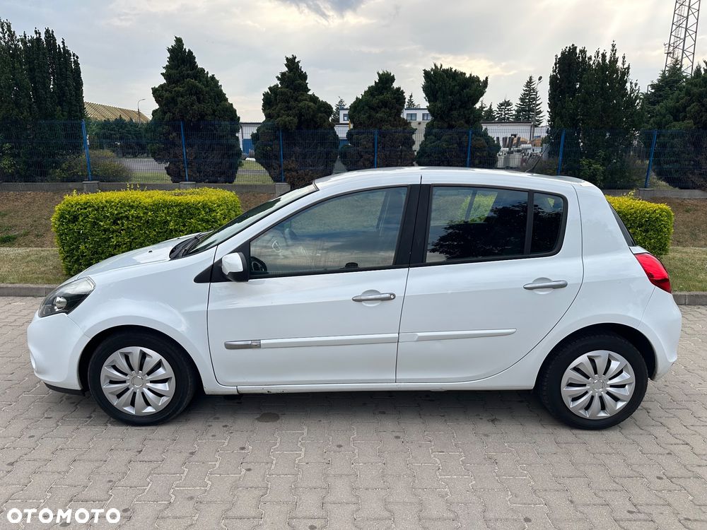 Renault Clio 1.2 16V 75 Dynamique - 12