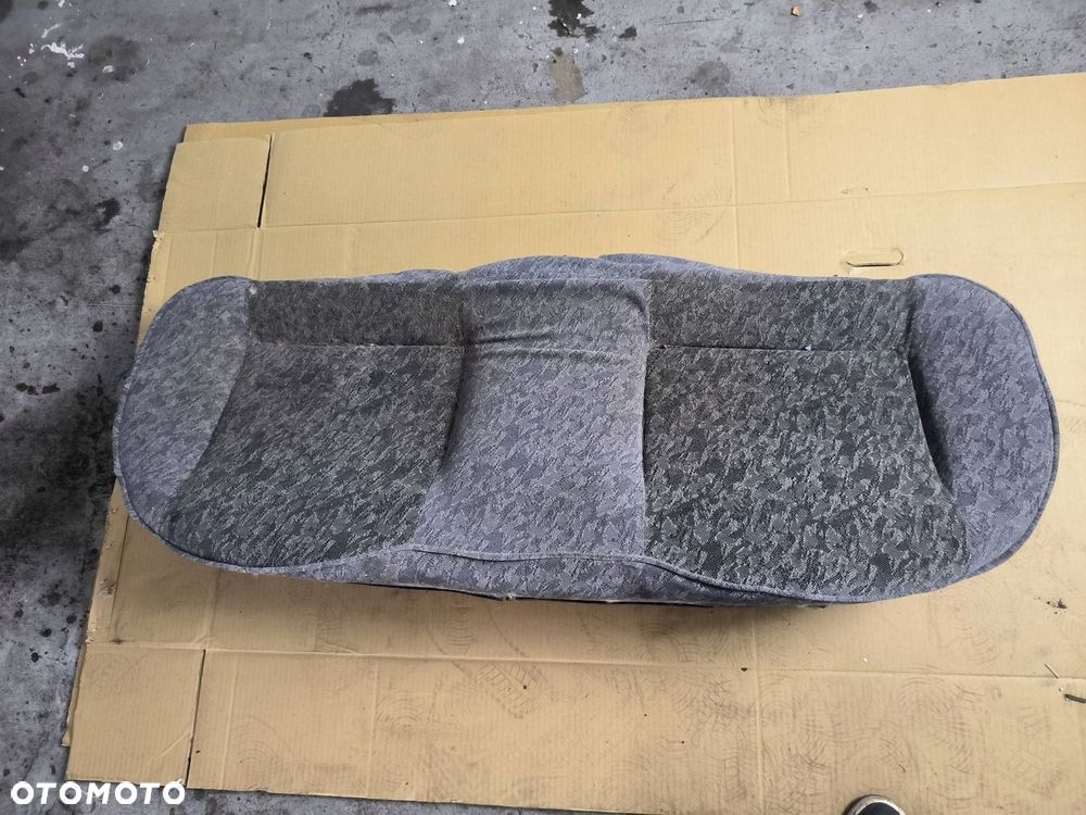 Volkswagen PASSAT B2 1986 Komplet Fotele / Kanapa / Komplet - 11