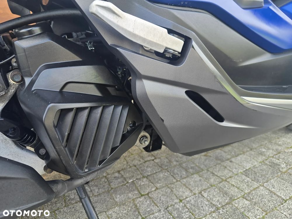 Honda NSS - 32