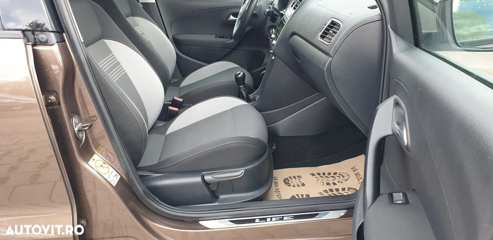 Volkswagen Polo 1.4 Attractive - 7