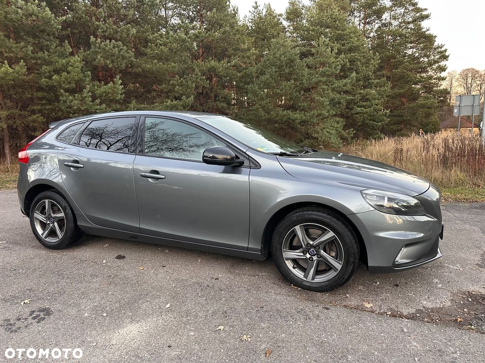 Volvo V40 D4 Drive-E R-Design Momentum - 14