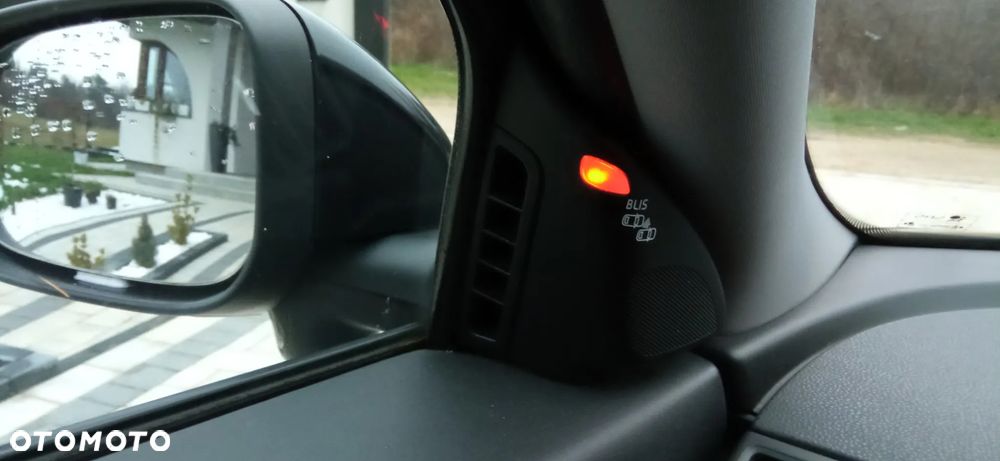 Volvo V50 1.6D DPF DRIVe - 23