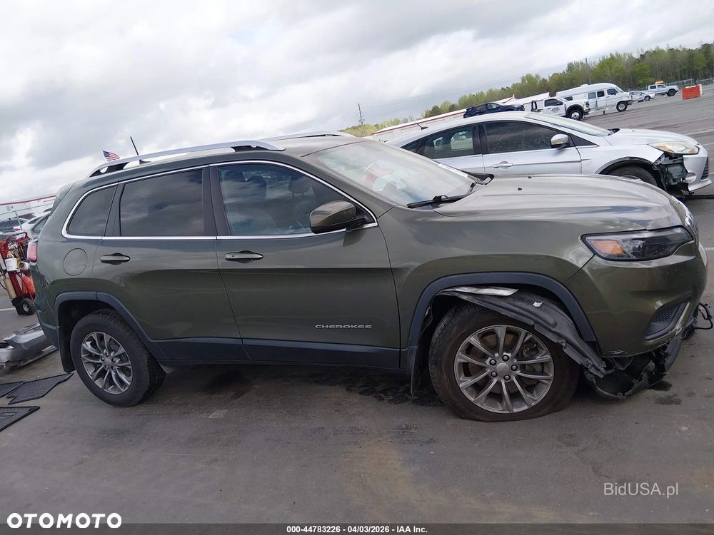Jeep Cherokee - 11