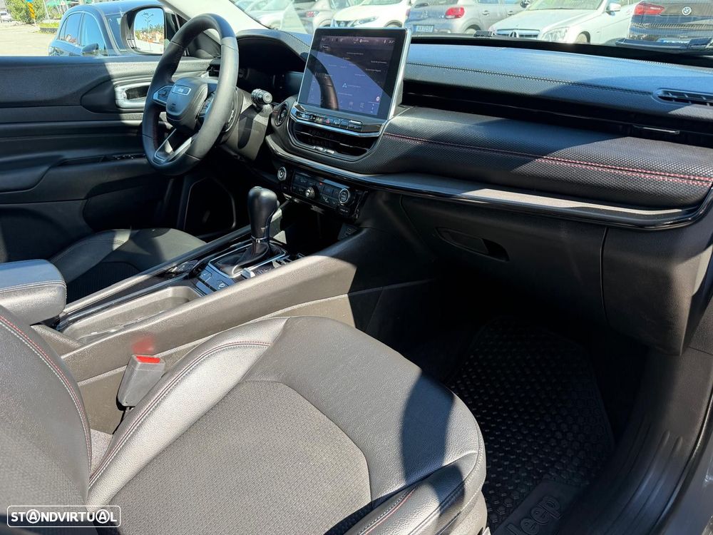 Jeep Compass 1.3 TG Trailhawk - 20