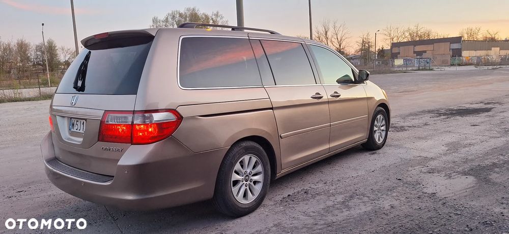 Honda Odyssey 3.5 LX - 8