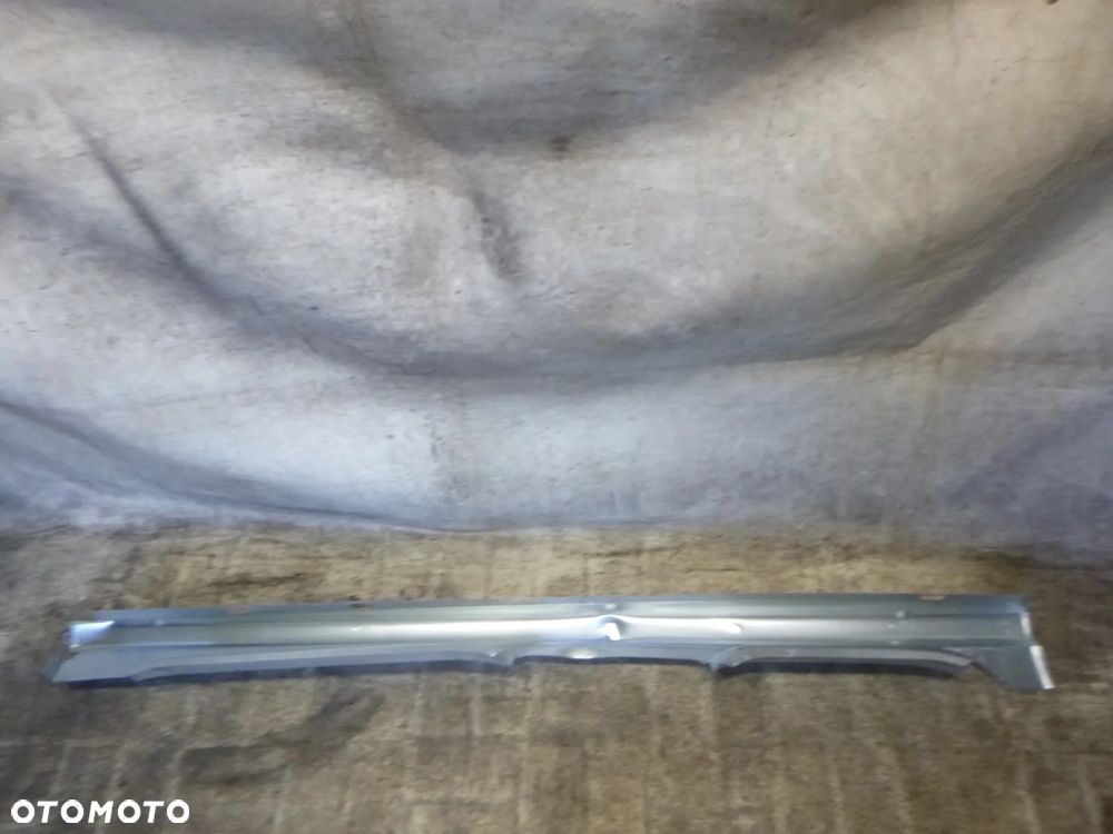 volkswagen polo 6r 6c 09r- 5d próg lewy - 2