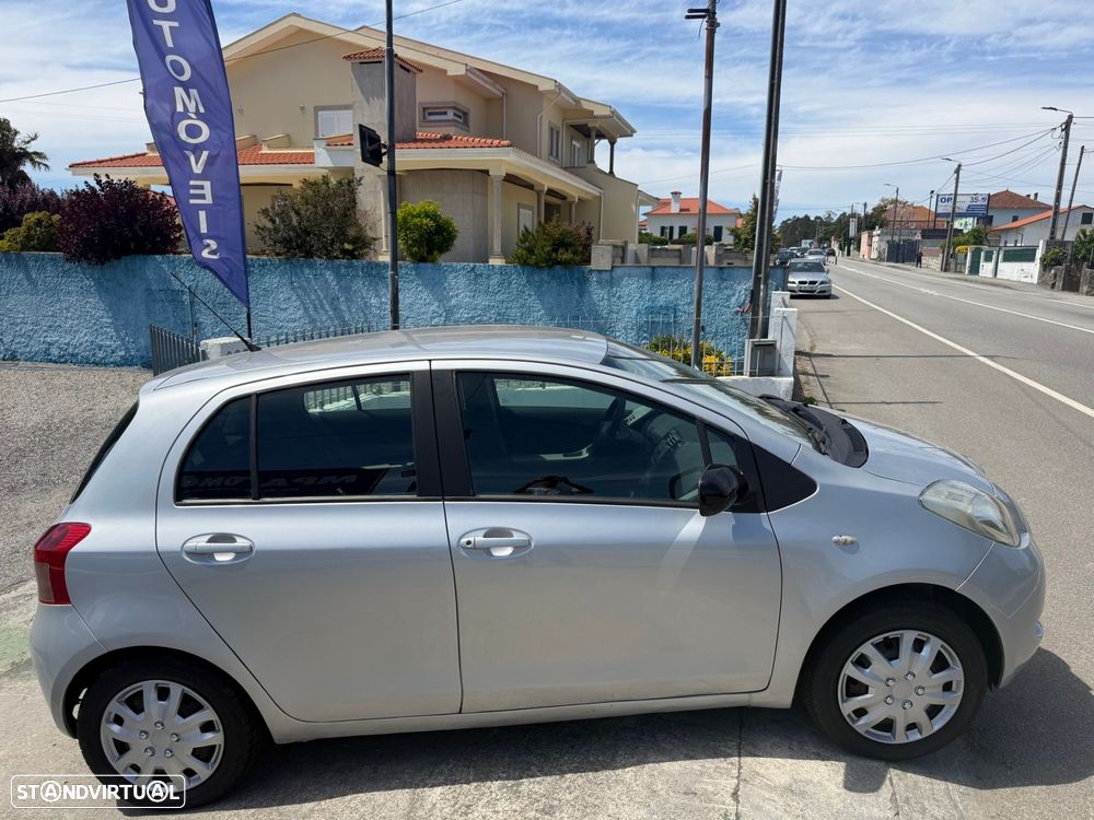 Toyota Yaris 1.0 VVT-i AC - 6