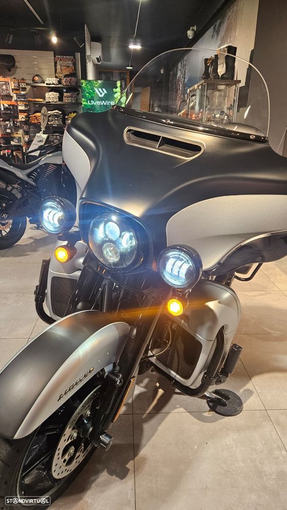 Harley-Davidson Ultra Limited - 16
